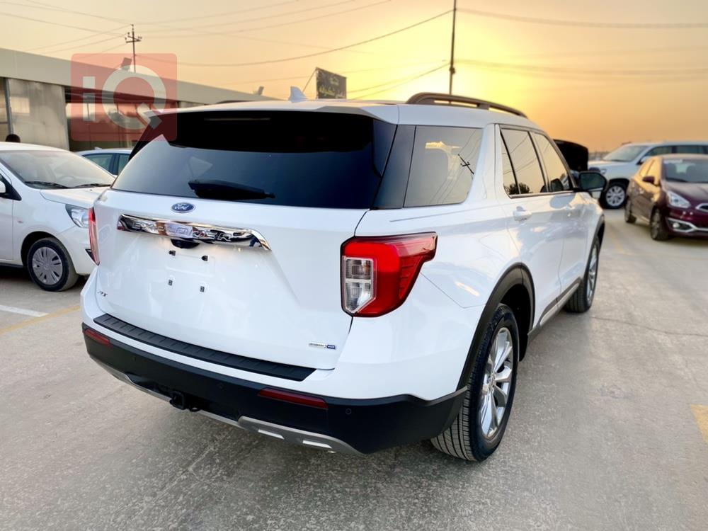 Ford Explorer